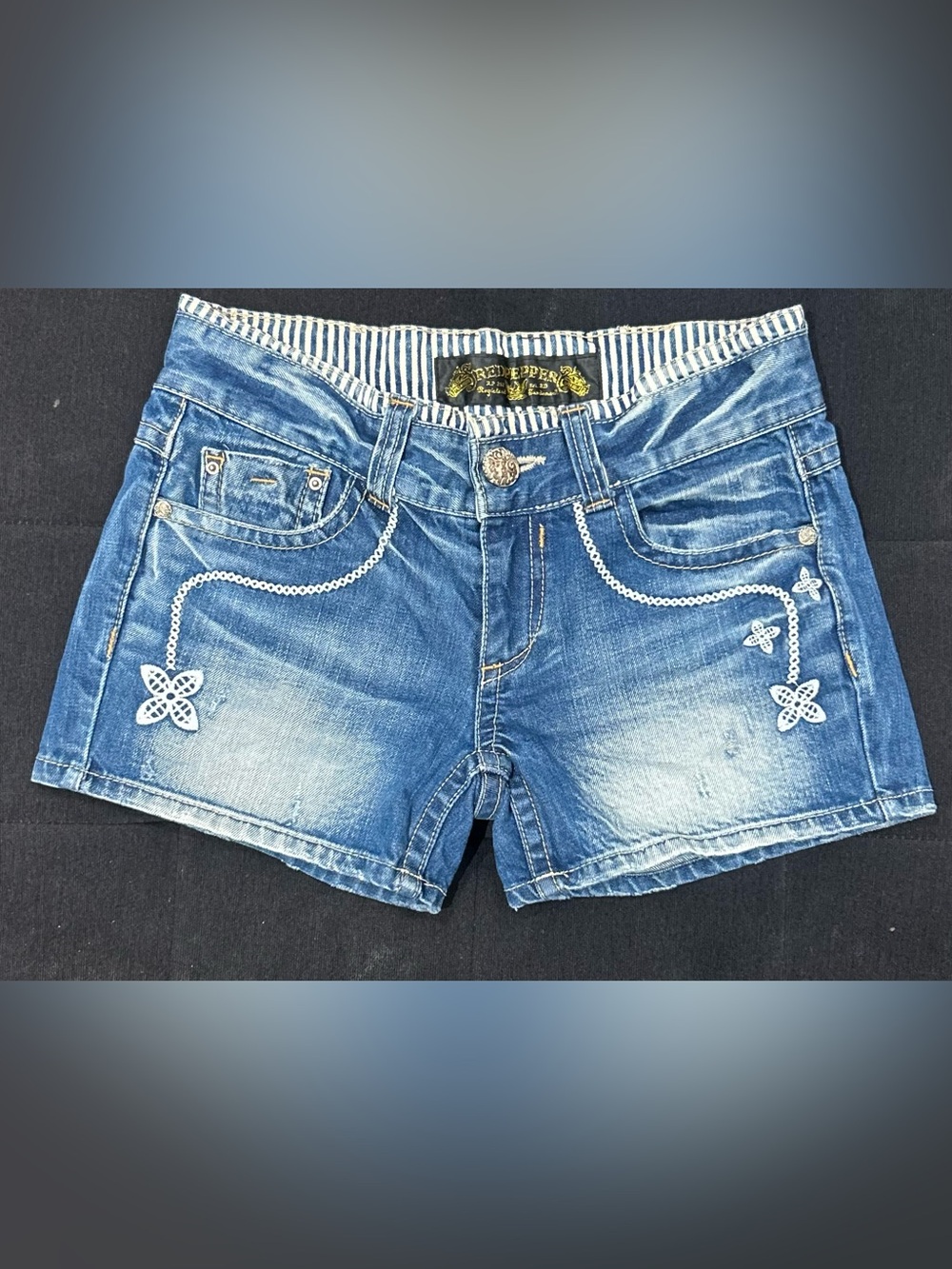 Vintage red pepper embroidered Jean shorts